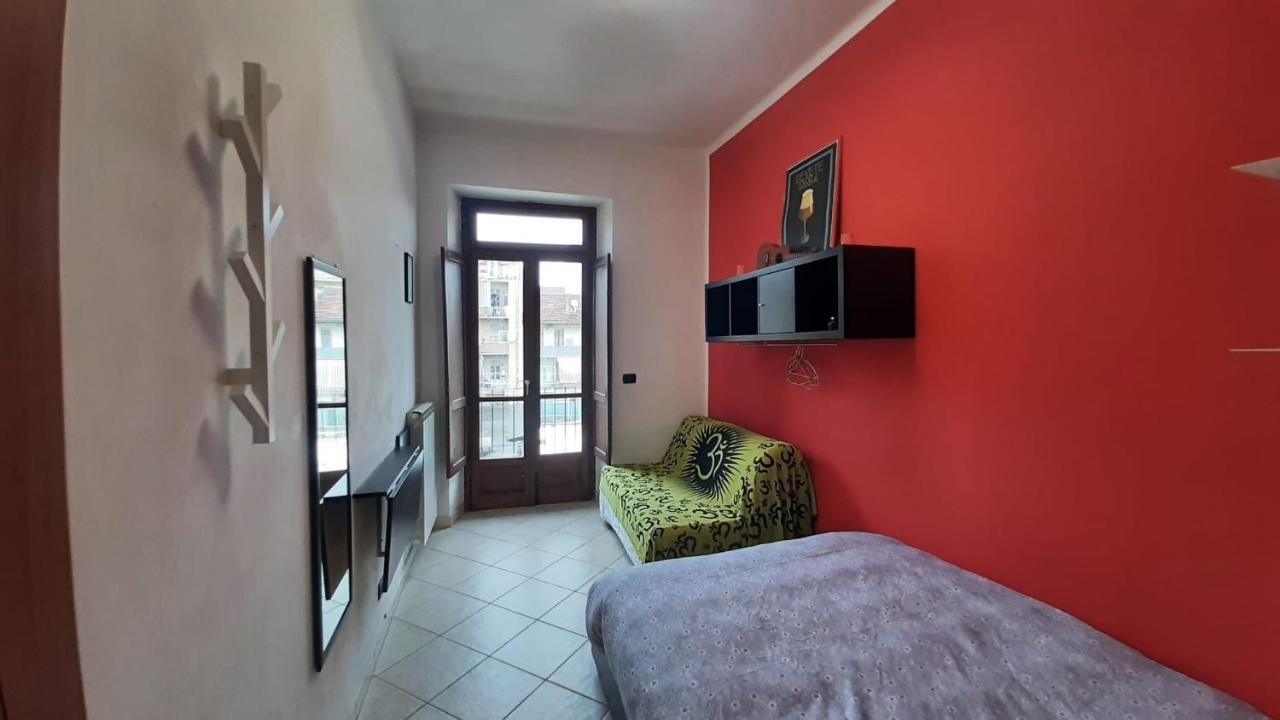 Cozy Room Stanza Close City Center In A Family House Stanza In Appartamento Condiviso Noi Viviamo In Casa Stanza In Affitto Турин Экстерьер фото